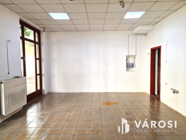 KIADÓ, 67m2 prémium üzlethelyiség a belváros szívében!