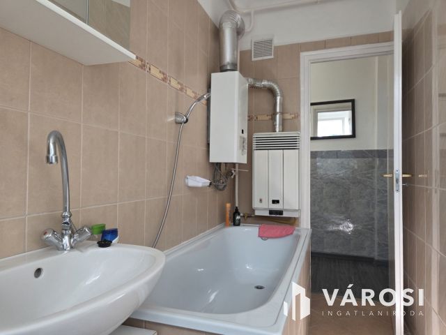 Kiadó lakás a Kemerovón