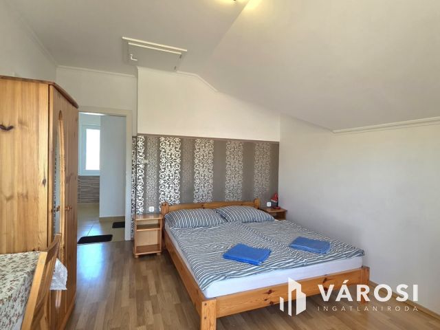 Családi ház és apartmanház a fürdő közelében-Hajdúszoboszló